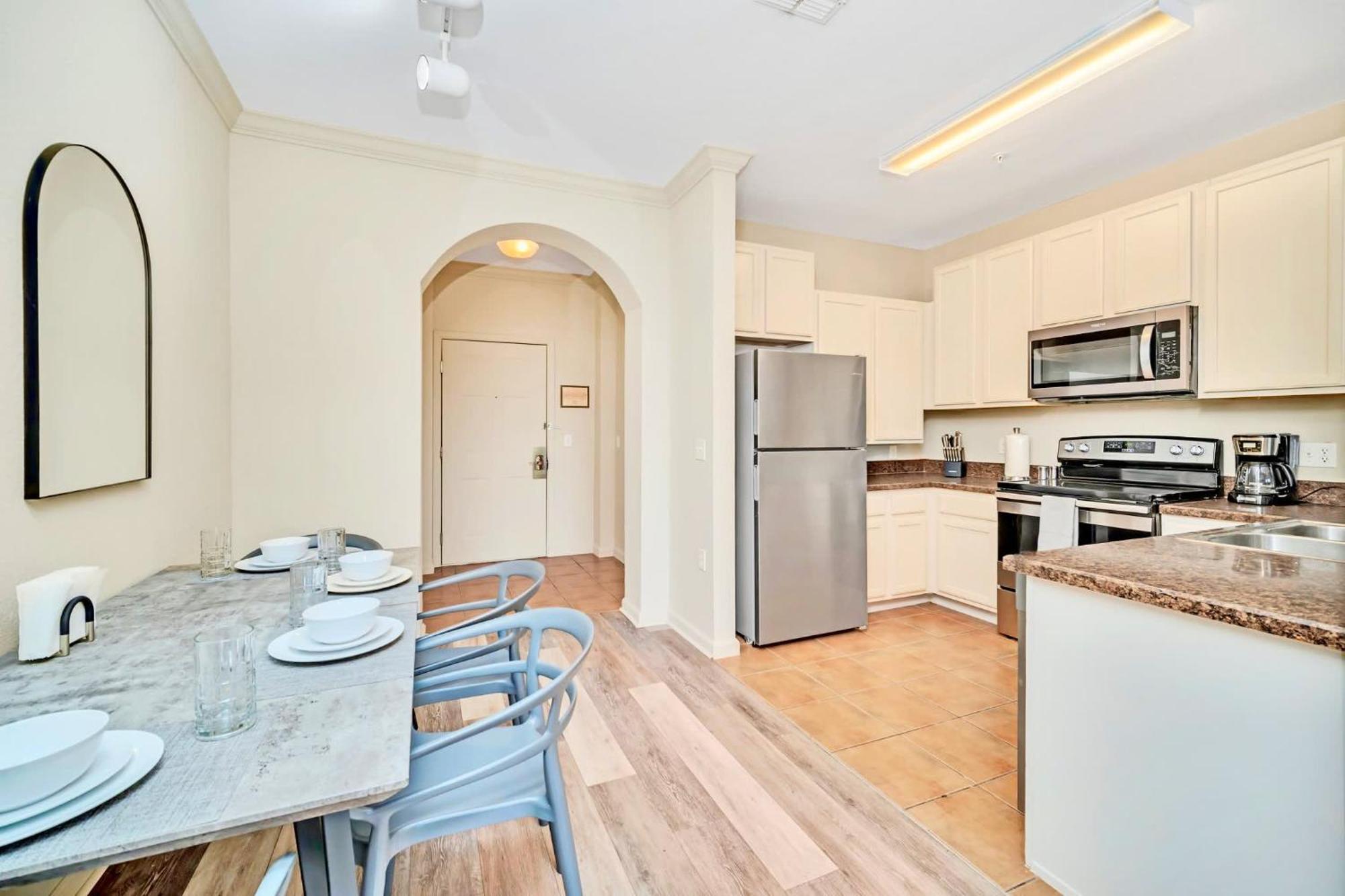 Bright Condo - 2Br With Pool & Hot Tub, Near Disney! 奥兰多 外观 照片