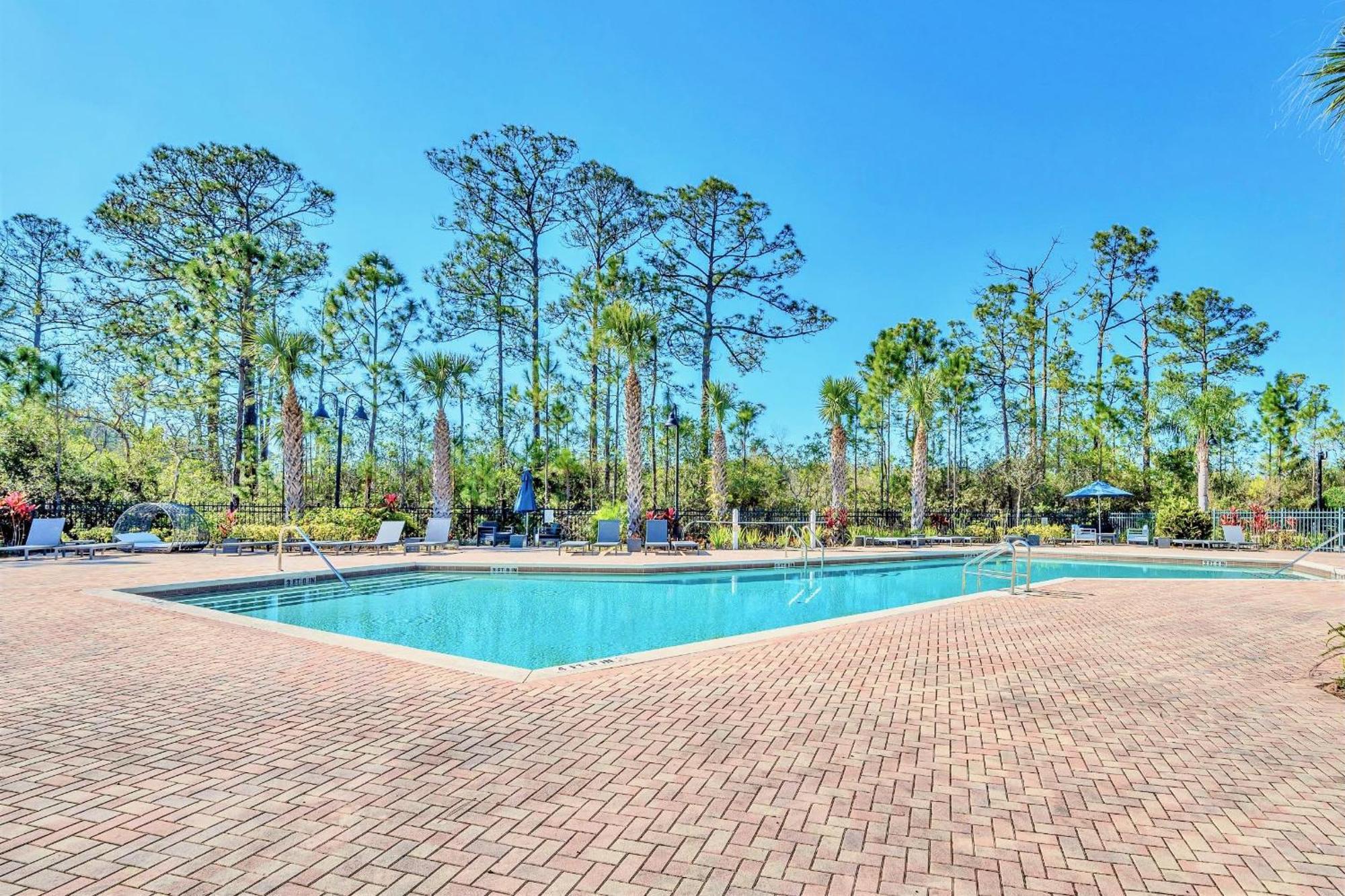 Bright Condo - 2Br With Pool & Hot Tub, Near Disney! 奥兰多 外观 照片